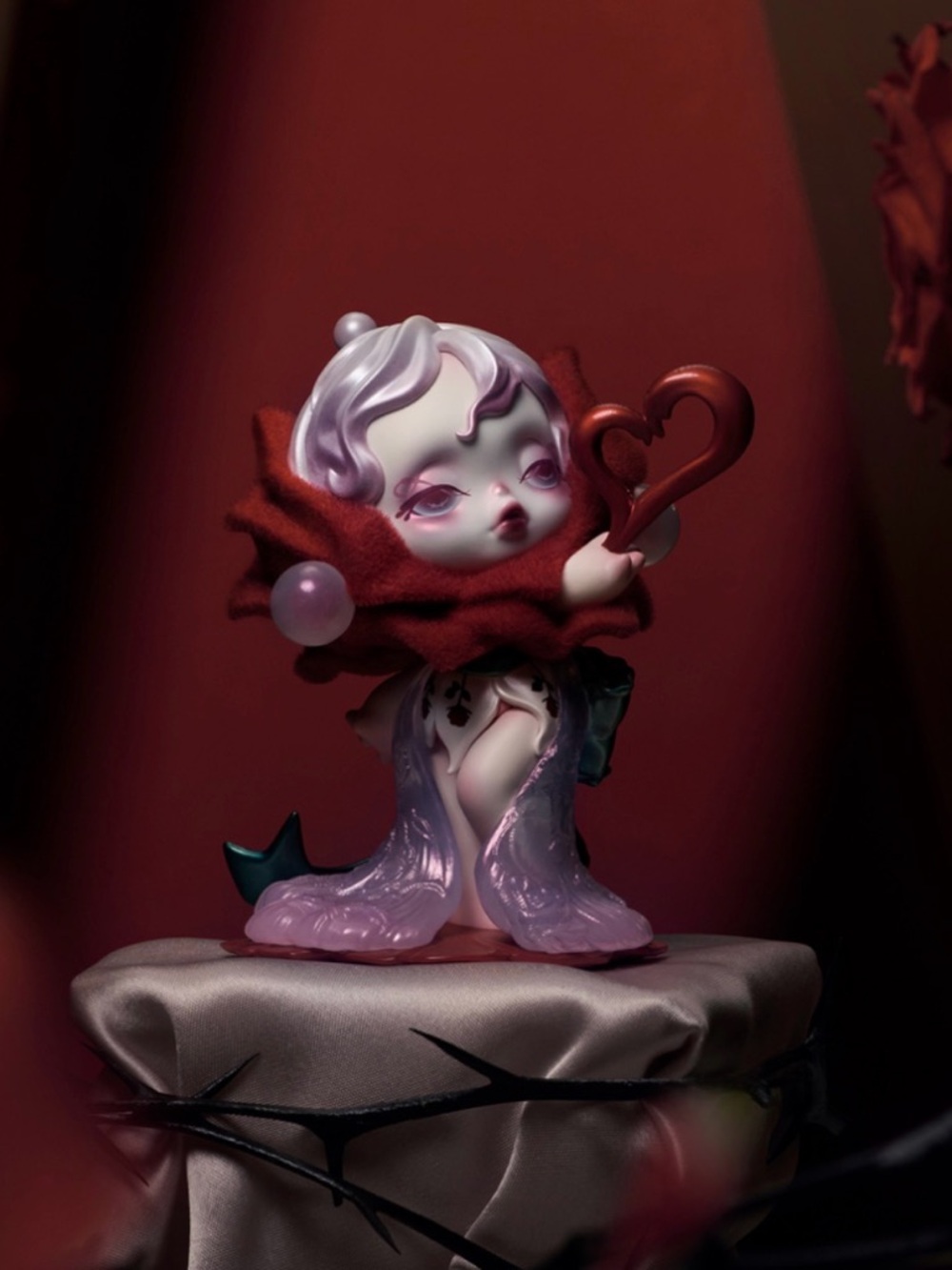 POP MART SKULLPANDA PETALS IN FOUR ACTS - The Vow